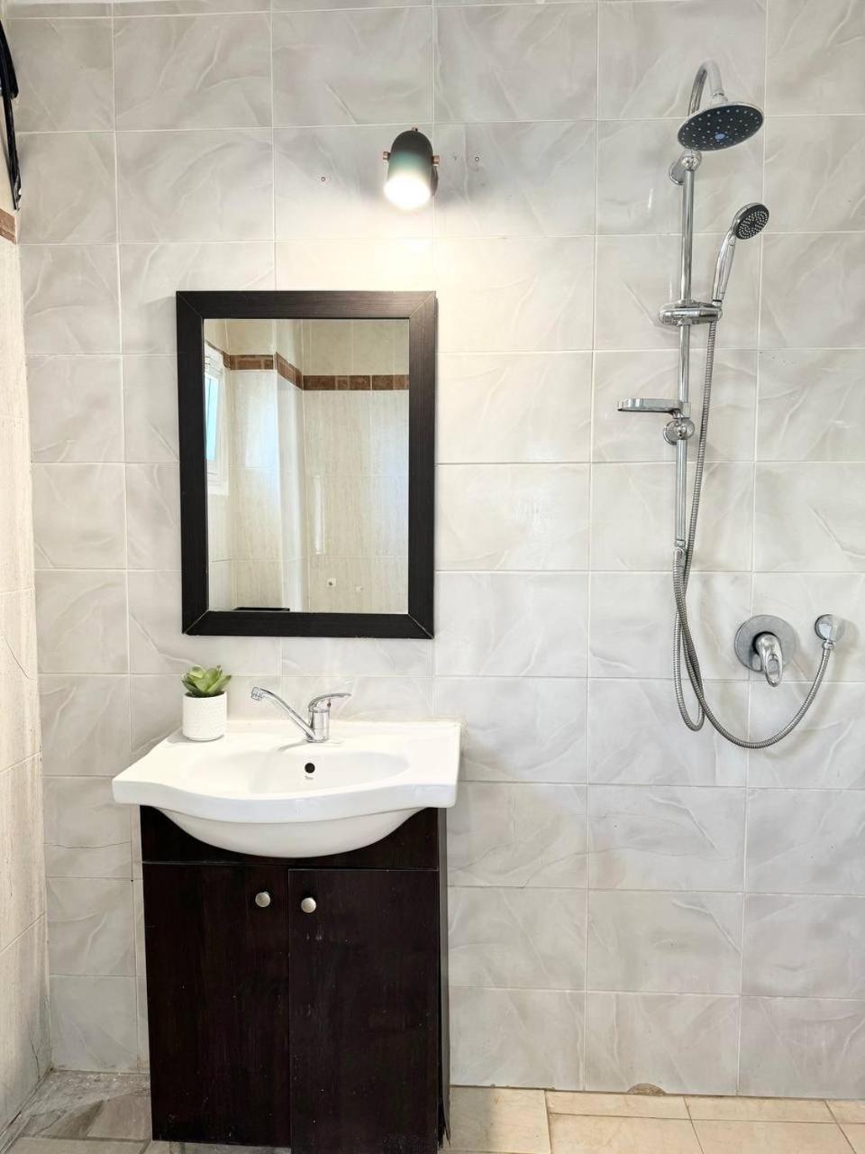 Apartamento Amazing Sea View Qiryat Yam Exterior foto